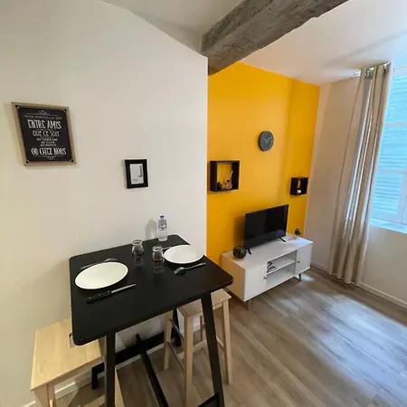 Beau Centre Apartment